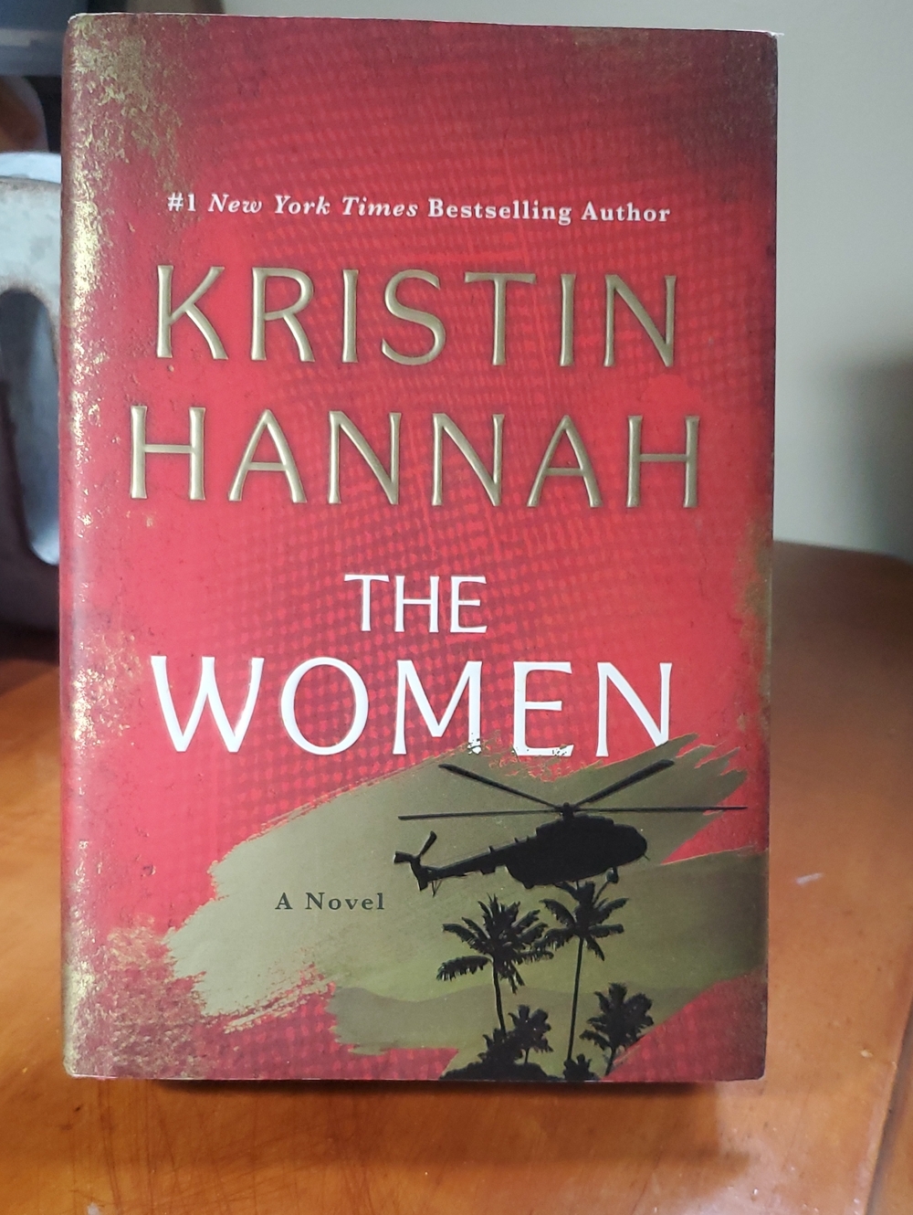 Kristin Hannah - The Women (Red Hardcover Cover)